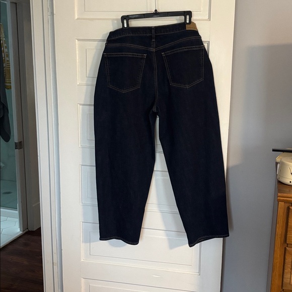 American Eagle Dark Wash Jeans - Picture 2 of 4